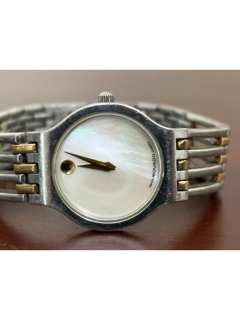Vintage Ladies Movado Esperanza 84.25.811.1 Mother of Pearl Swiss Watch 23mm